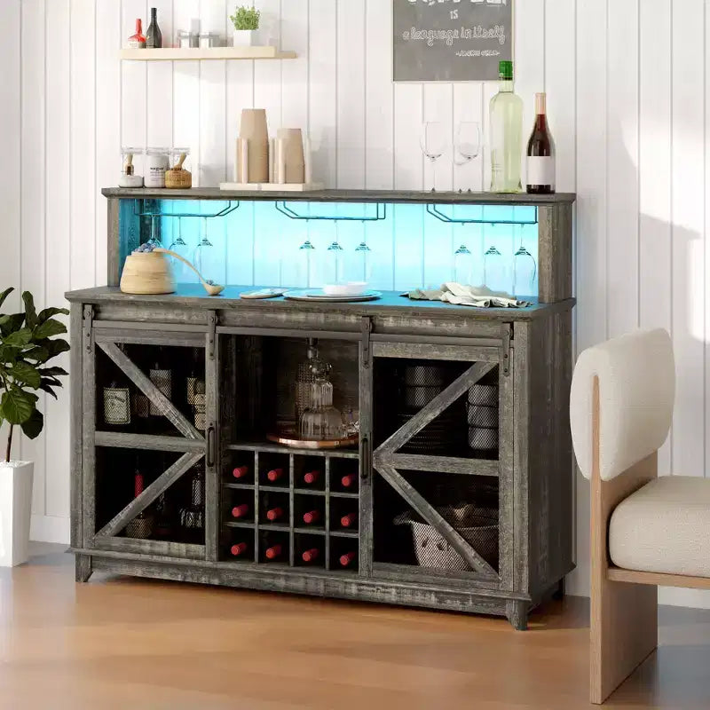 Meuble de bar à café style ferme de 55" avec lumières LED, portes coulissantes de grange et casier à vin