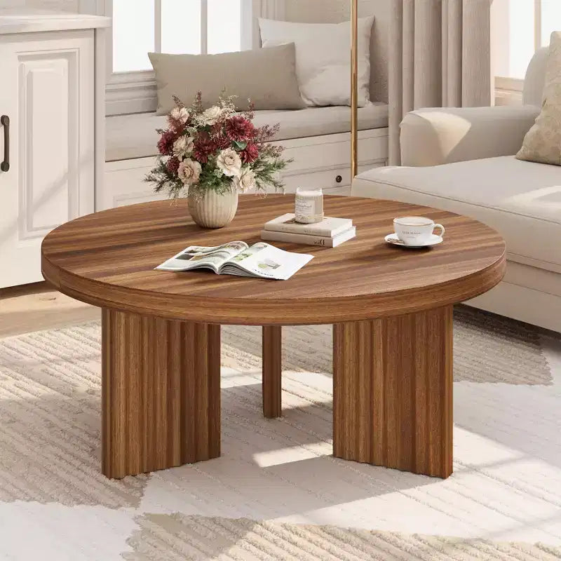 Table basse ronde de 84,8 cm avec plateau épais et pieds cannelés