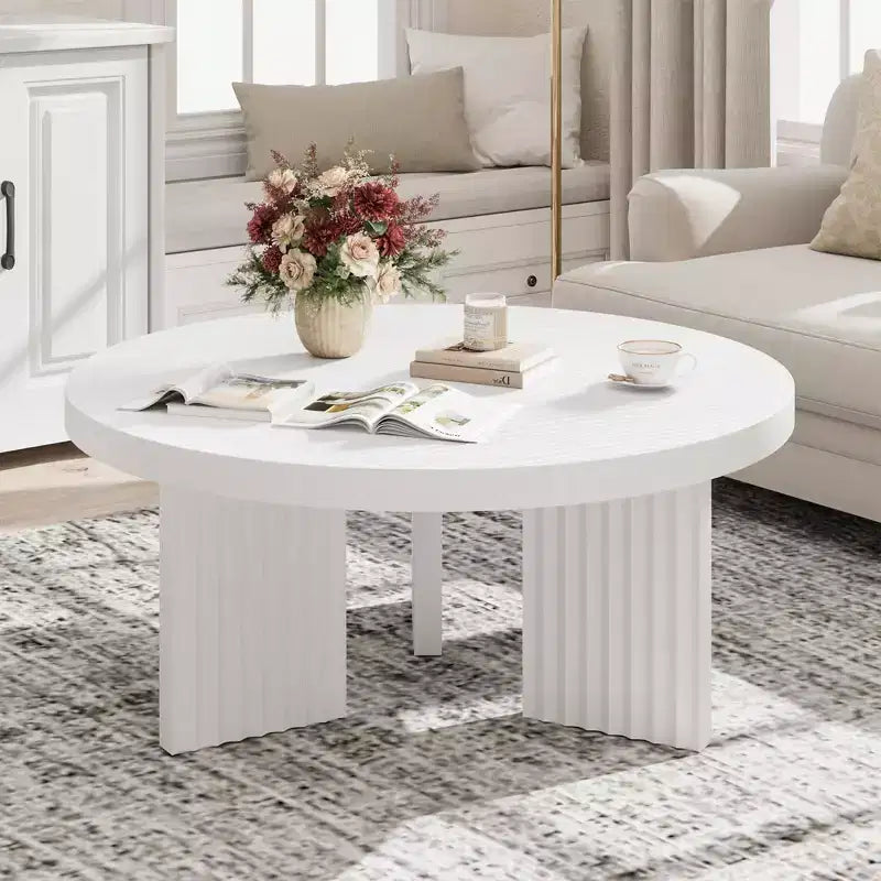 Table basse ronde de 84,8 cm avec plateau épais et pieds cannelés
