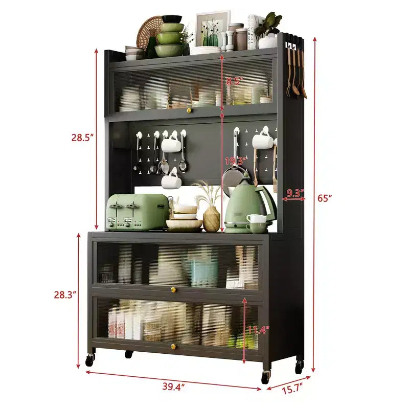 Étagère de cuisine à 5 niveaux de 65 po avec armoire à porte rabattable et panneau perforé, grise