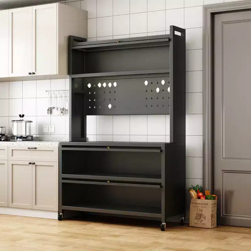 Étagère de cuisine à 5 niveaux de 65 po avec armoire à porte rabattable et panneau perforé, grise