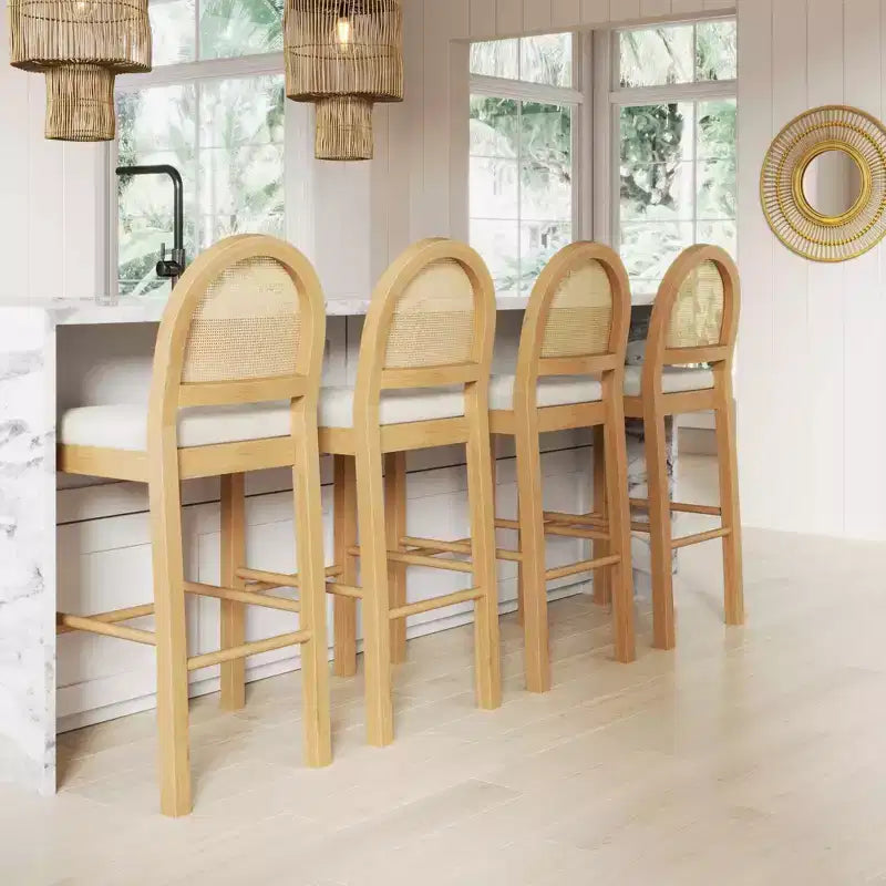 Tabouret de bar hauteur comptoir, dossier en rotin chêne avec assise en bouclette crème