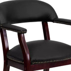 Chaise de conférence en vinyle noir avec clous décoratifs et roulettes
