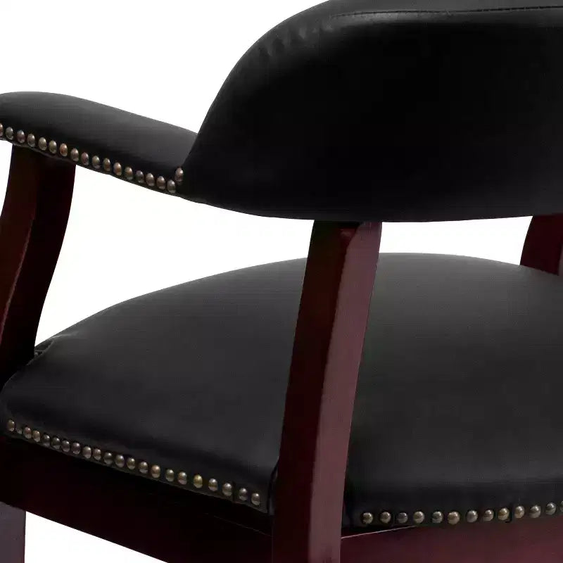 Chaise de conférence en vinyle noir avec clous décoratifs et roulettes