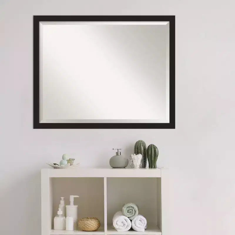 Miroir mural de salle de bain à cadre noir brossé fin