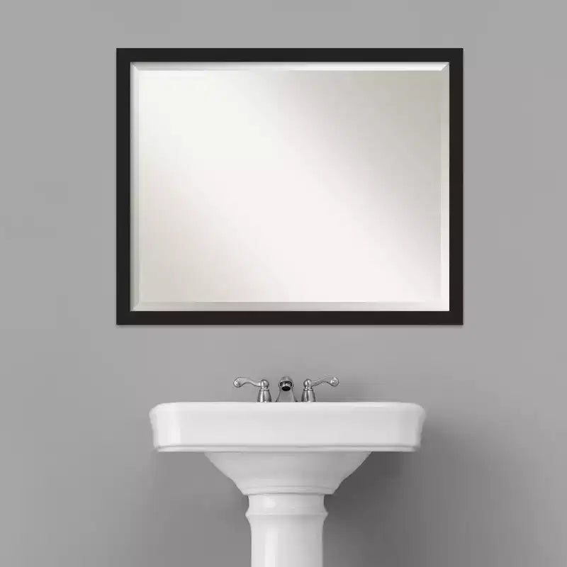 Miroir mural de salle de bain à cadre noir brossé fin